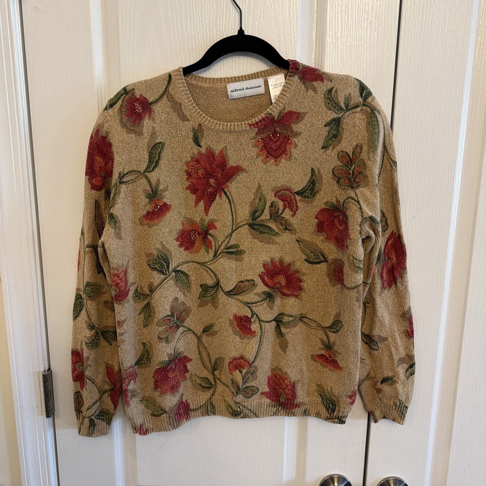 Alfred Dunner Beige & Red Floral Beaded Knit Crewneck Pullover Sweater Size L